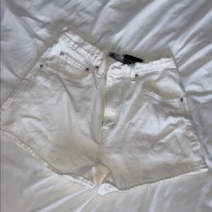 Levi’s Silver Tab White Denim Women's Shorts Mom Shorts